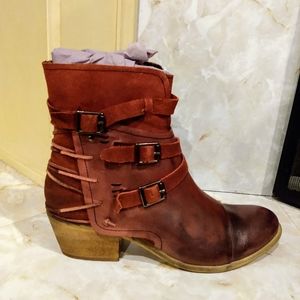 Brand New Roan Genuine Leather and Suede  Boots